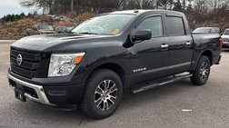 2021 Nissan Titan SV
