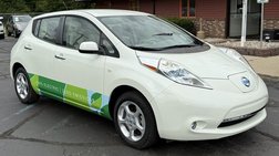 2011 Nissan LEAF SV