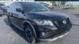 2020 Nissan Pathfinder SL