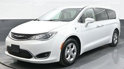 2017 Chrysler Pacifica Hybrid Touring Plus
