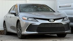 2024 Toyota Camry Hybrid XLE