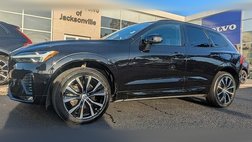 2023 Volvo XC60 B5 Plus Dark Theme