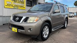 2008 Nissan Pathfinder SE