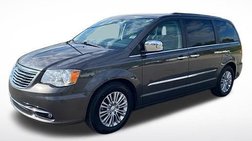 2016 Chrysler Town and Country Touring-L