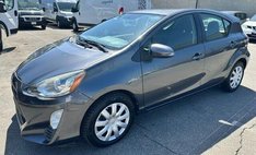 2016 Toyota Prius c Three
