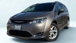 2017 Chrysler Pacifica Touring Plus