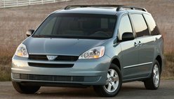 2004 Toyota Sienna CE 8 Passenger