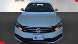 2016 Volkswagen Passat 1.8T SE