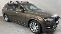 2017 Volvo XC90 T6 Momentum