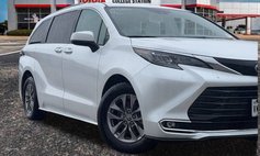 2024 Toyota Sienna XLE