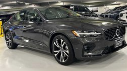 2023 Volvo S60 B5 Core Dark Theme