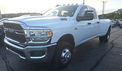2023 Ram Ram Pickup 3500 Tradesman