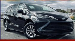 2021 Toyota Sienna LE 8-Passenger