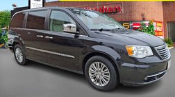 2016 Chrysler Town and Country Anniversary Edition FWD