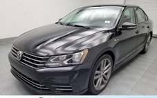 2018 Volkswagen Passat R-Line