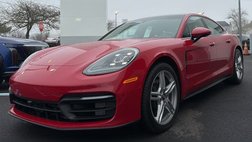 2022 Porsche Panamera 4