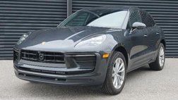 2025 Porsche Macan T