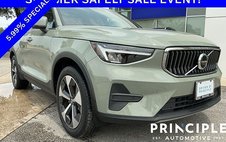 2024 Volvo XC40 XC40 Core, B5 AWD Gas (mild hybrid), Gasoline, Bright