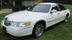 1999 Lincoln Town Car Executive