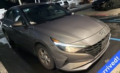 2022 Hyundai Elantra SE