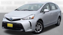 2015 Toyota Prius v Three