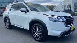2023 Nissan Pathfinder Platinum