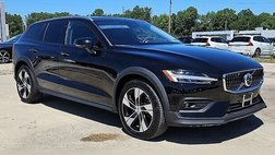 2024 Volvo V60 Cross Country B5 Plus