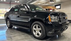 2013 Chevrolet Avalanche LTZ Black Diamond