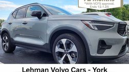 2024 Volvo XC40 B5 Plus Dark Theme