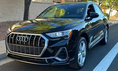 2022 Audi Q3 quattro S line Premium 45 TFSI