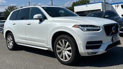 2016 Volvo XC90 T6 Momentum