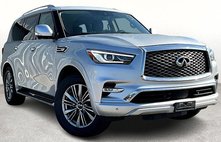 2022 Infiniti QX80 Luxe