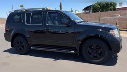 2006 Nissan Pathfinder LE