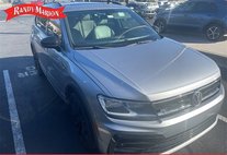 2021 Volkswagen Tiguan SE R-Line Black