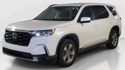 2023 Honda Pilot EX-L w/Rear Captain's Chairs
