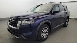 2022 Nissan Pathfinder SL