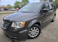 2016 Chrysler Town and Country Touring