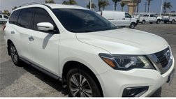 2018 Nissan Pathfinder SV