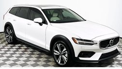 2025 Volvo V60 Cross Country B5 Plus