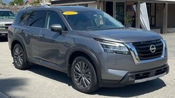 2022 Nissan Pathfinder SL