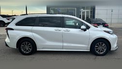 2023 Toyota Sienna XLE