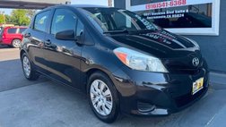 2014 Toyota Yaris LE