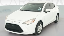 2020 Toyota Yaris L