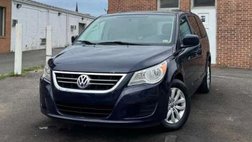 2014 Volkswagen Routan SE