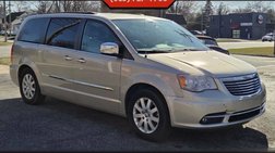 2012 Chrysler Town and Country Touring-L