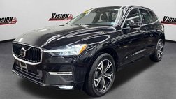 2022 Volvo XC60 B5 Momentum
