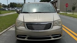 2013 Chrysler Town and Country Touring