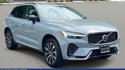 2025 Volvo XC60 B5 Core Dark Theme