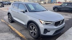 2024 Volvo XC40 B5 Core Bright Theme