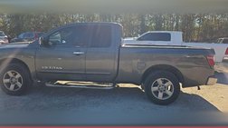 2005 Nissan Titan SE